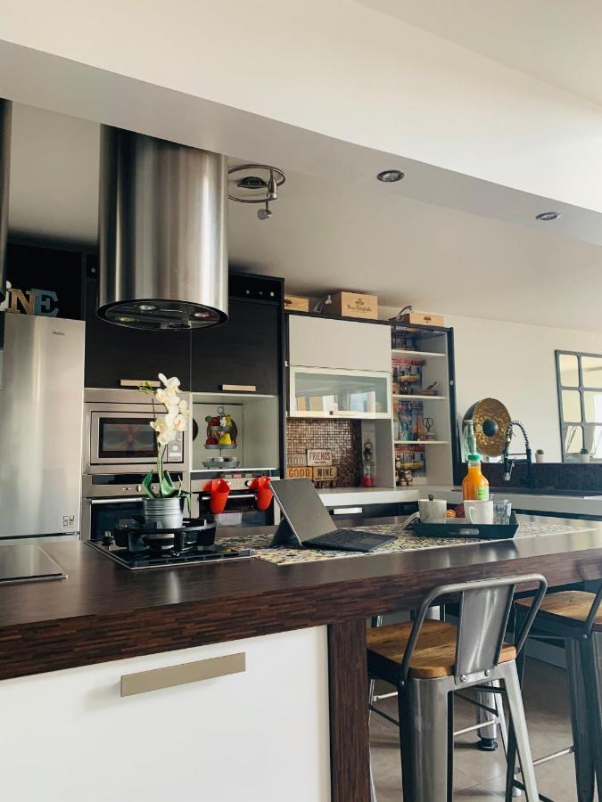 Bed And Breakfast Luxe La Defense U-Arena Courbevoie Exteriör bild